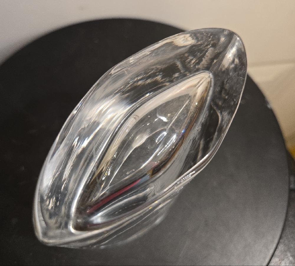 Josef Schott for Smålandshyttan Sweden Glass Vase w/ Engraved Swan Reeds Design - Picture 8 of 9